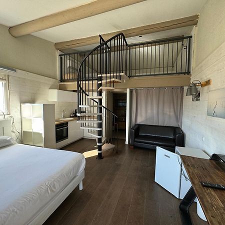 Mas Des Salicornes Otel Saintes-Maries-de-la-Mer Dış mekan fotoğraf