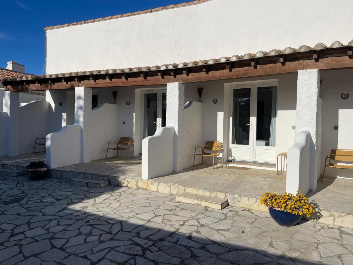 Mas Des Salicornes Otel Saintes-Maries-de-la-Mer Dış mekan fotoğraf