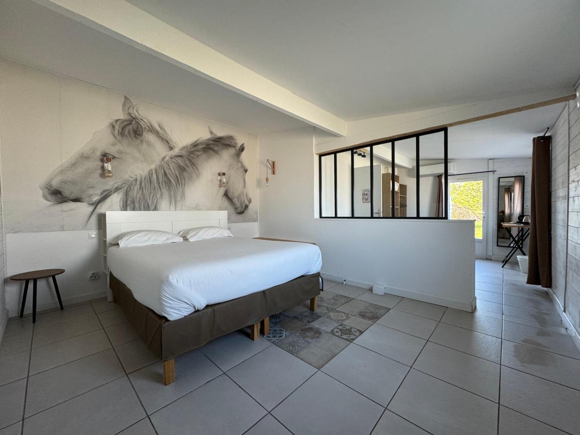 Mas Des Salicornes Otel Saintes-Maries-de-la-Mer Dış mekan fotoğraf