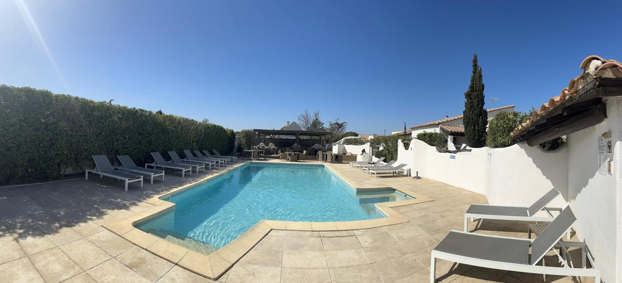 Mas Des Salicornes Otel Saintes-Maries-de-la-Mer Dış mekan fotoğraf