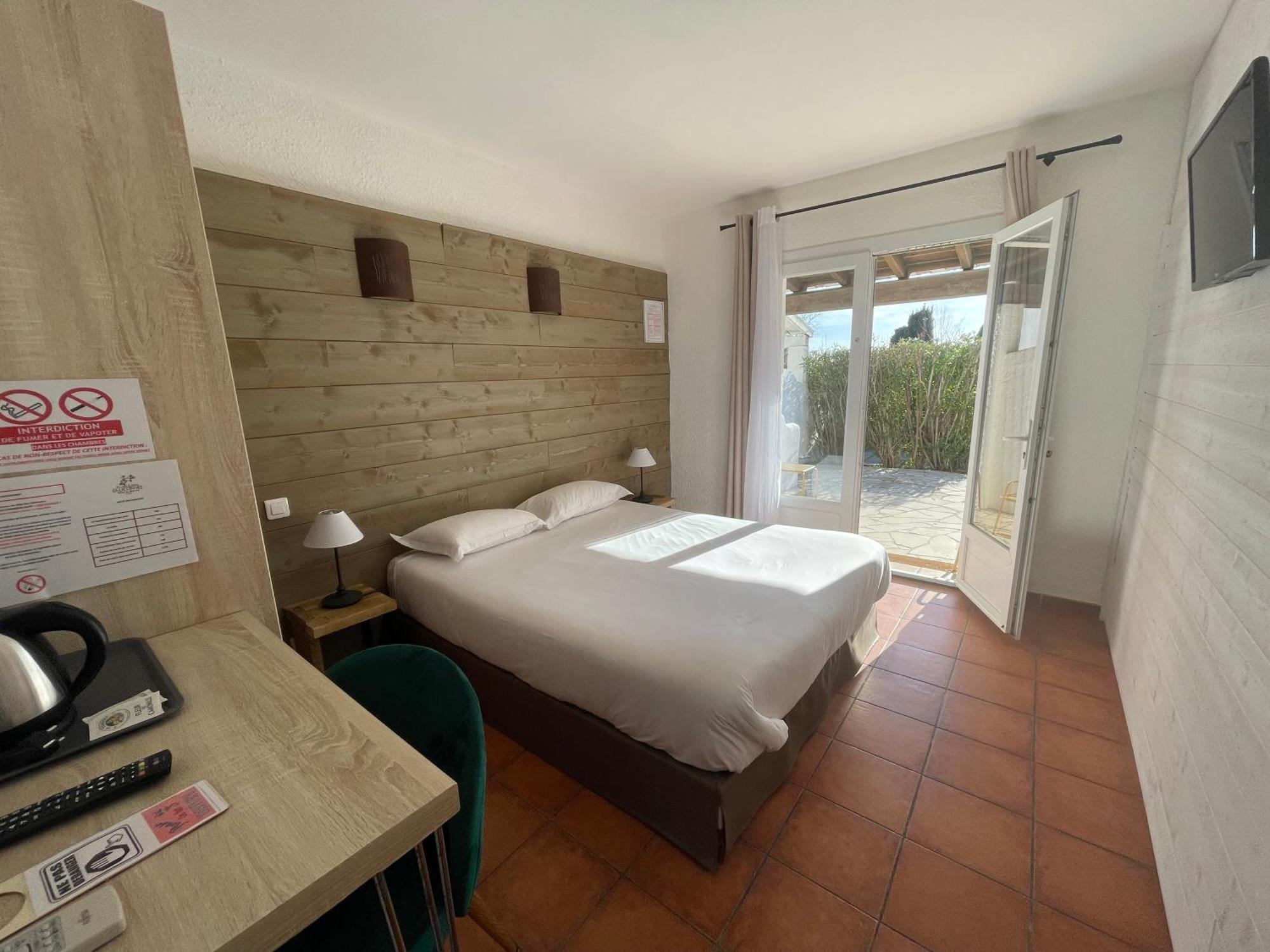 Mas Des Salicornes Otel Saintes-Maries-de-la-Mer Dış mekan fotoğraf